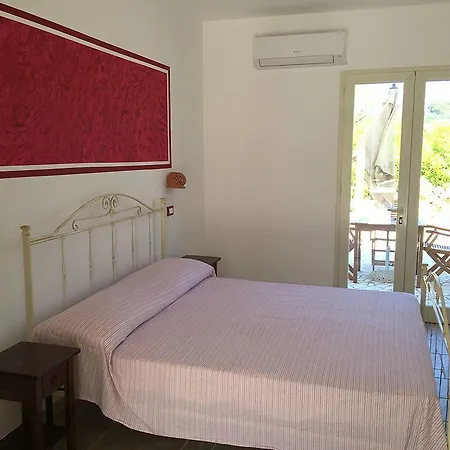 Amaranto Alloggio per agriturismo Marina Di Pescoluse